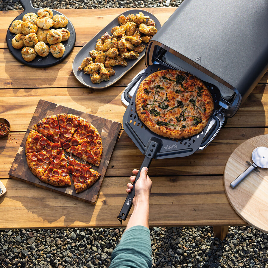ninja artisan electric outdoor pizza oven air fryer mo201uk